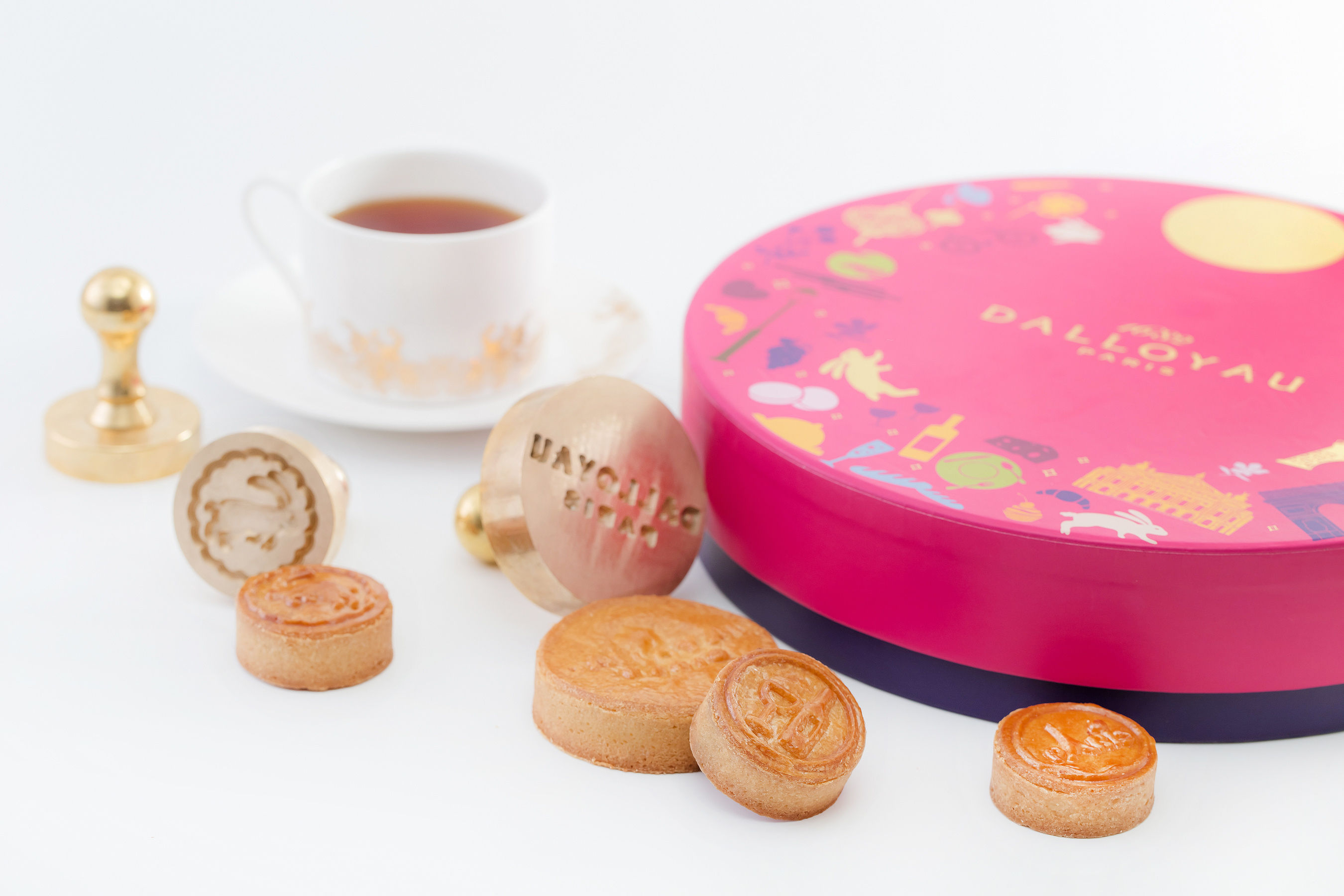 Dalloyau's New Paris Moon Mooncake Gift Box