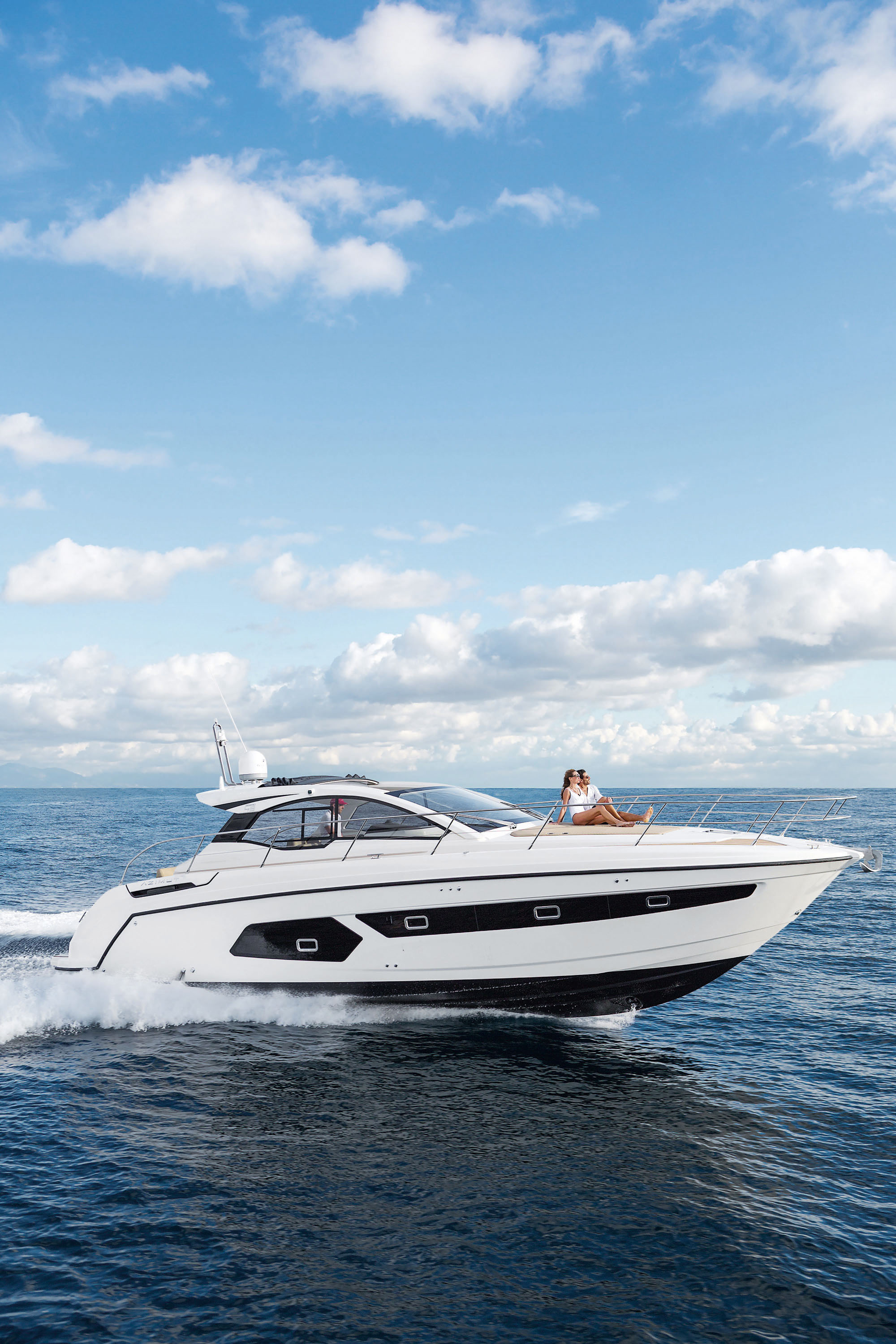 Sporty Elegance: Meet the Atlantis 43
