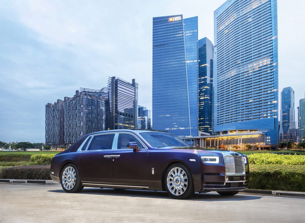 Is The Rolls Royce Phantom Worth The Price Tag?  A Deep Dive - 0jrbb0c