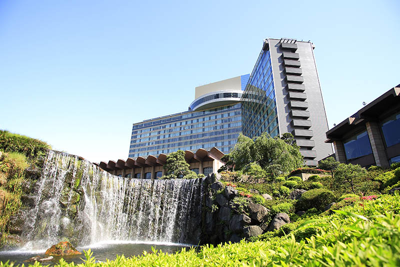 These Luxury Hotels will Make you Feel Like James Bond
