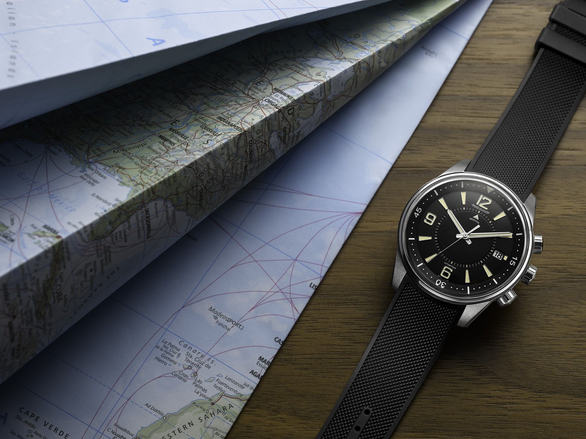 The new Jaeger-LeCoultre Polaris Memovox is now up for grabs online