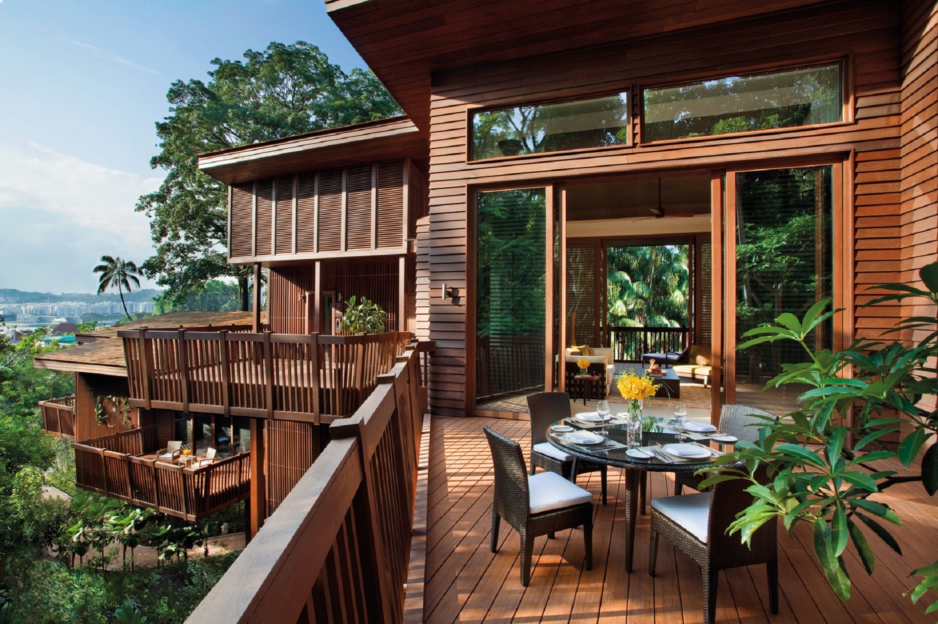 7 romantic spots for a magical weekend at Sentosa