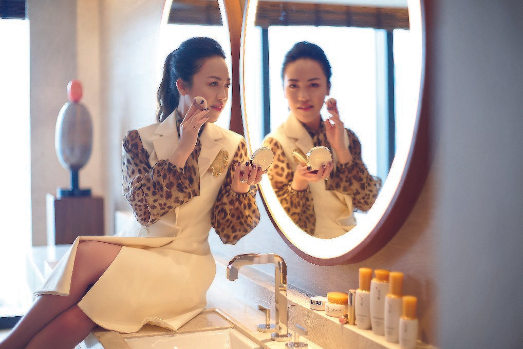 Confidence with Sulwhasoo, starring Carmen Ow