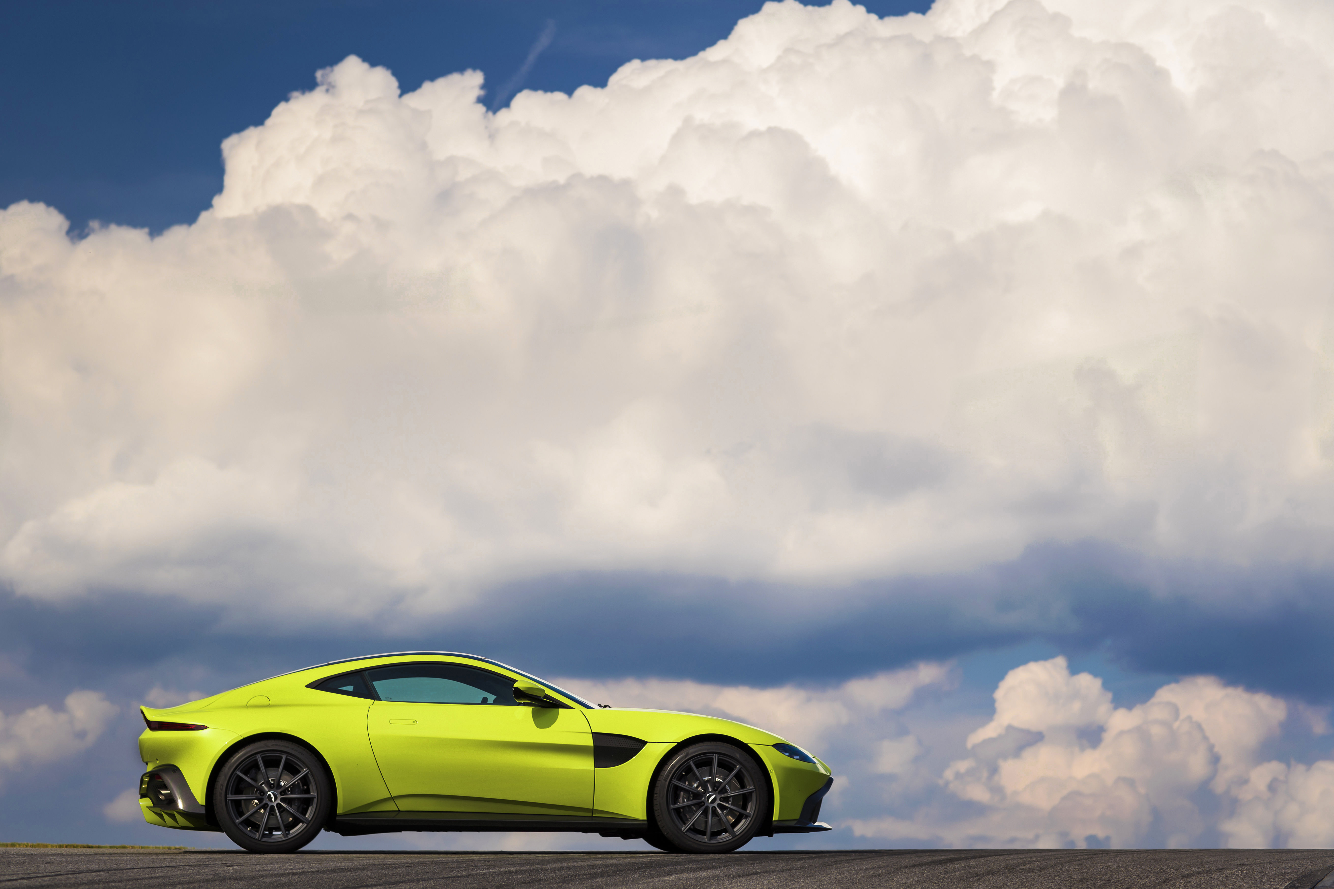 The New Aston Martin Vantage is a Rare Breed