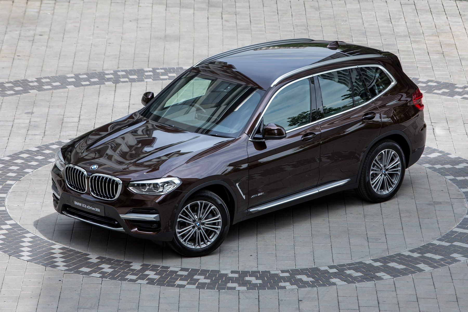 The 3rd-Gen BMW X3 Rolls Into Town