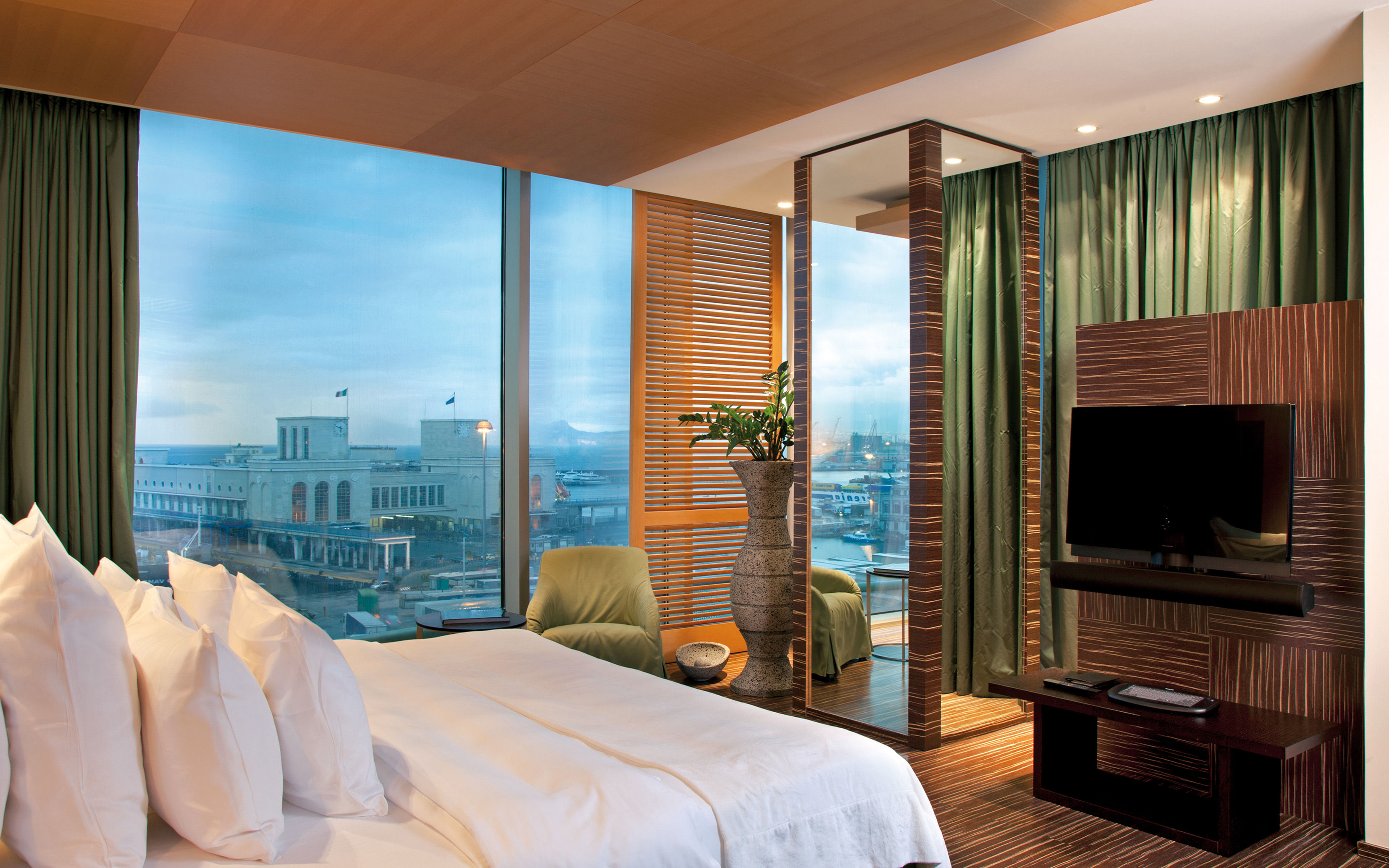 Hotel Romeo: Is This the Coolest Place to Stay in Naples?