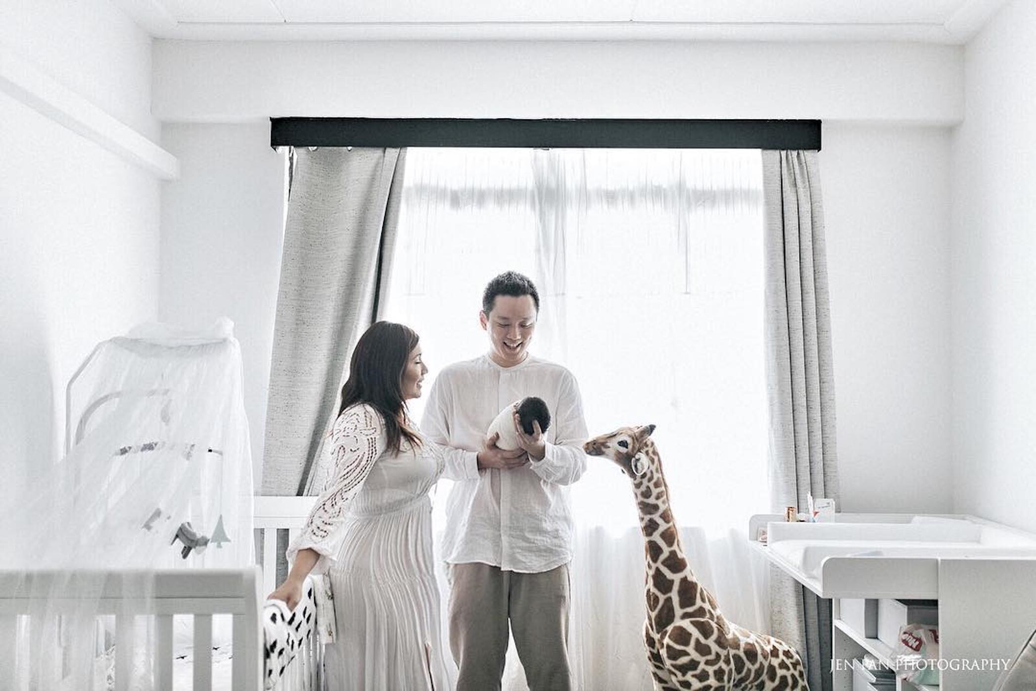 #Hashtag: New Power Mums And Their Little Bundle Of Joy