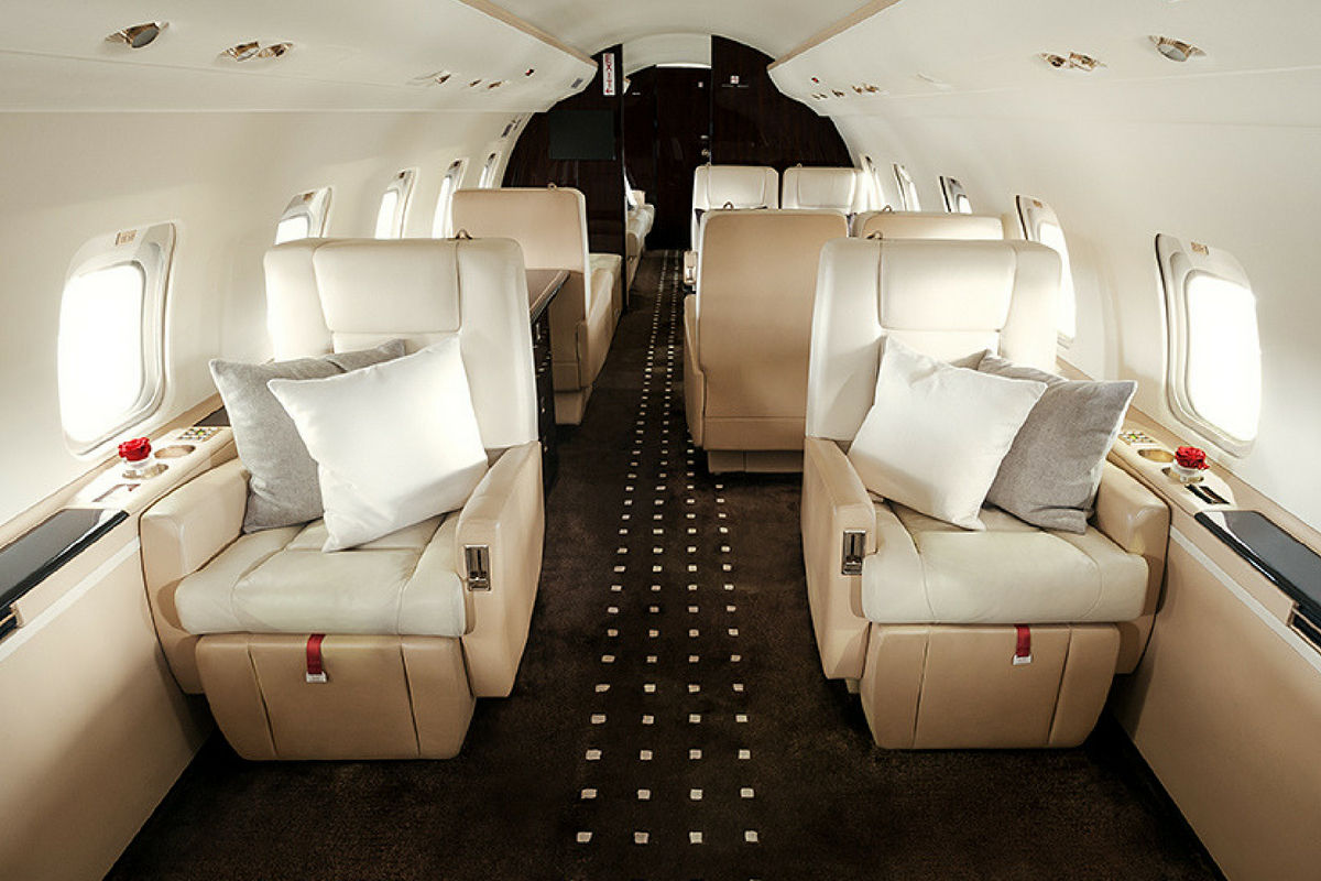 Fly and Dine on a Private Jet this Mid-Autumn