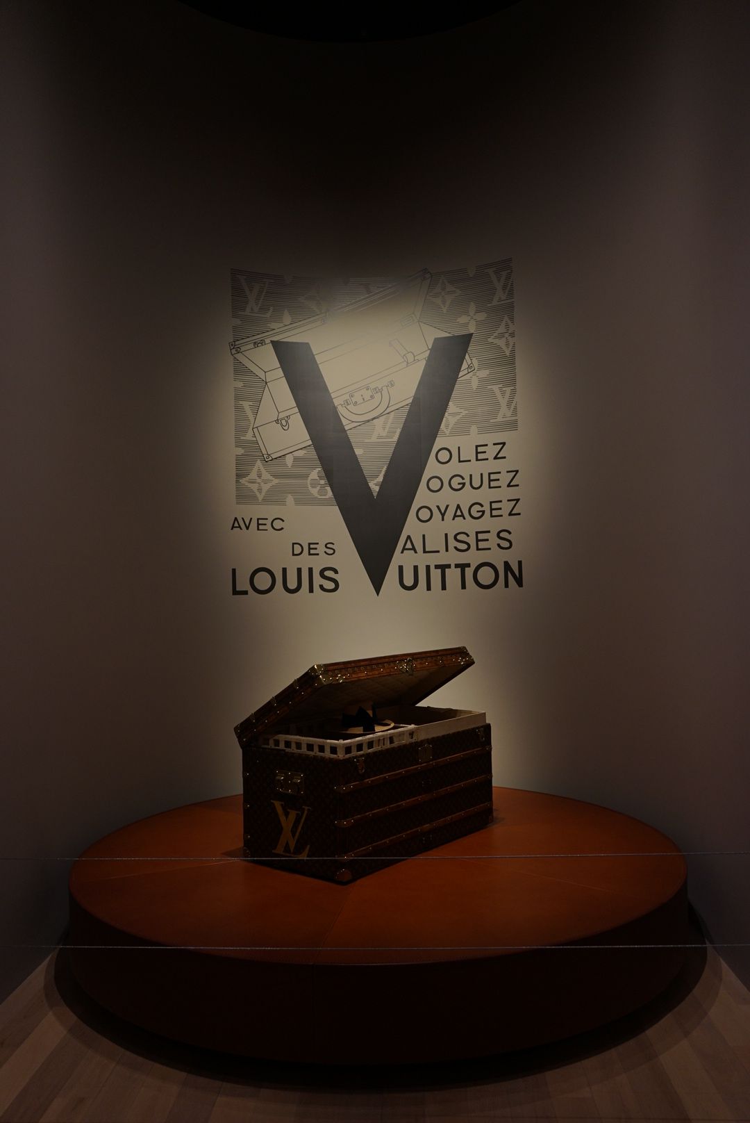 一切都是從旅行開始─Louis Vuitton上海盛大開展VVV