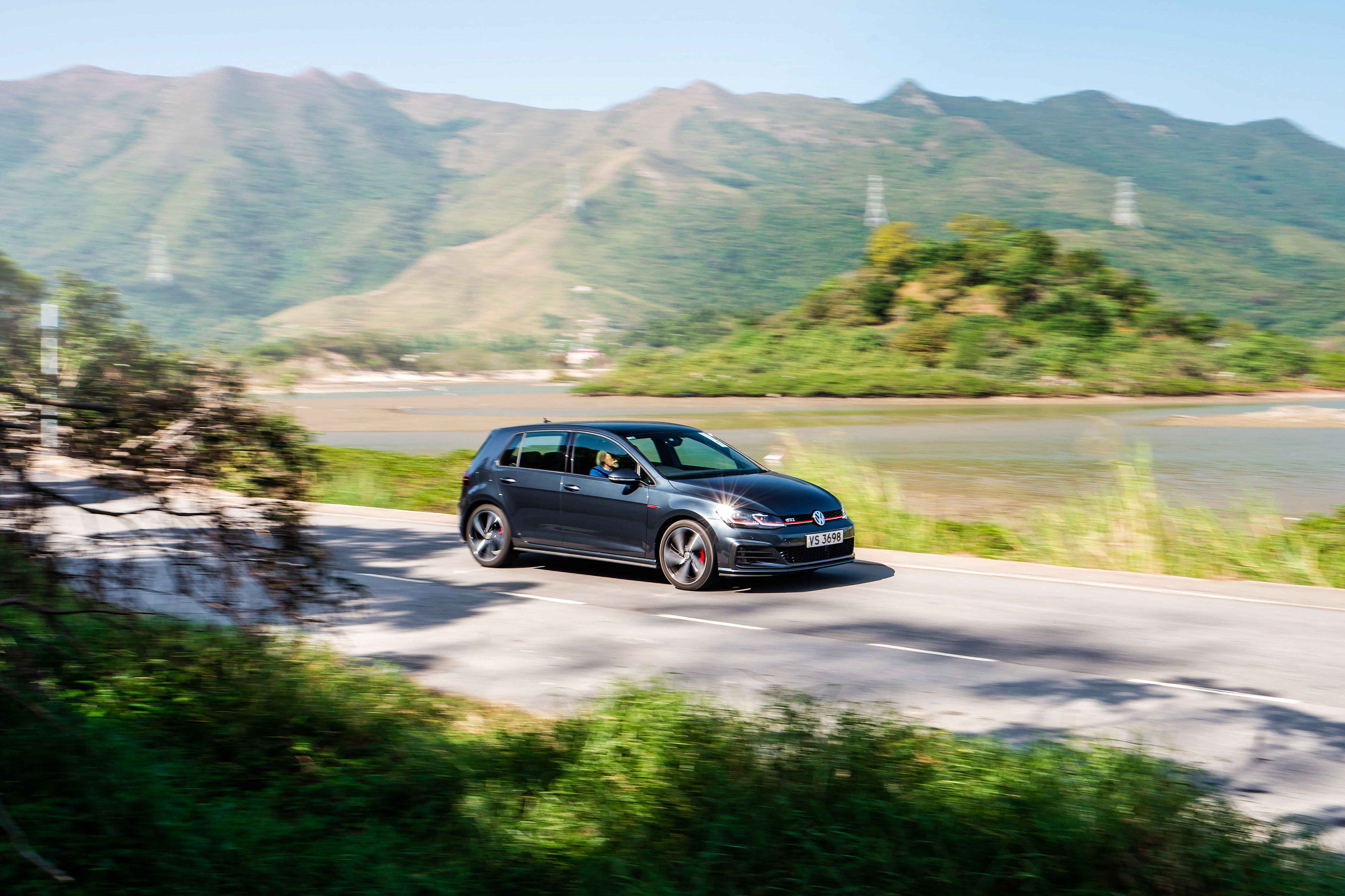 Hands-on Review: Volkswagen Golf GTI