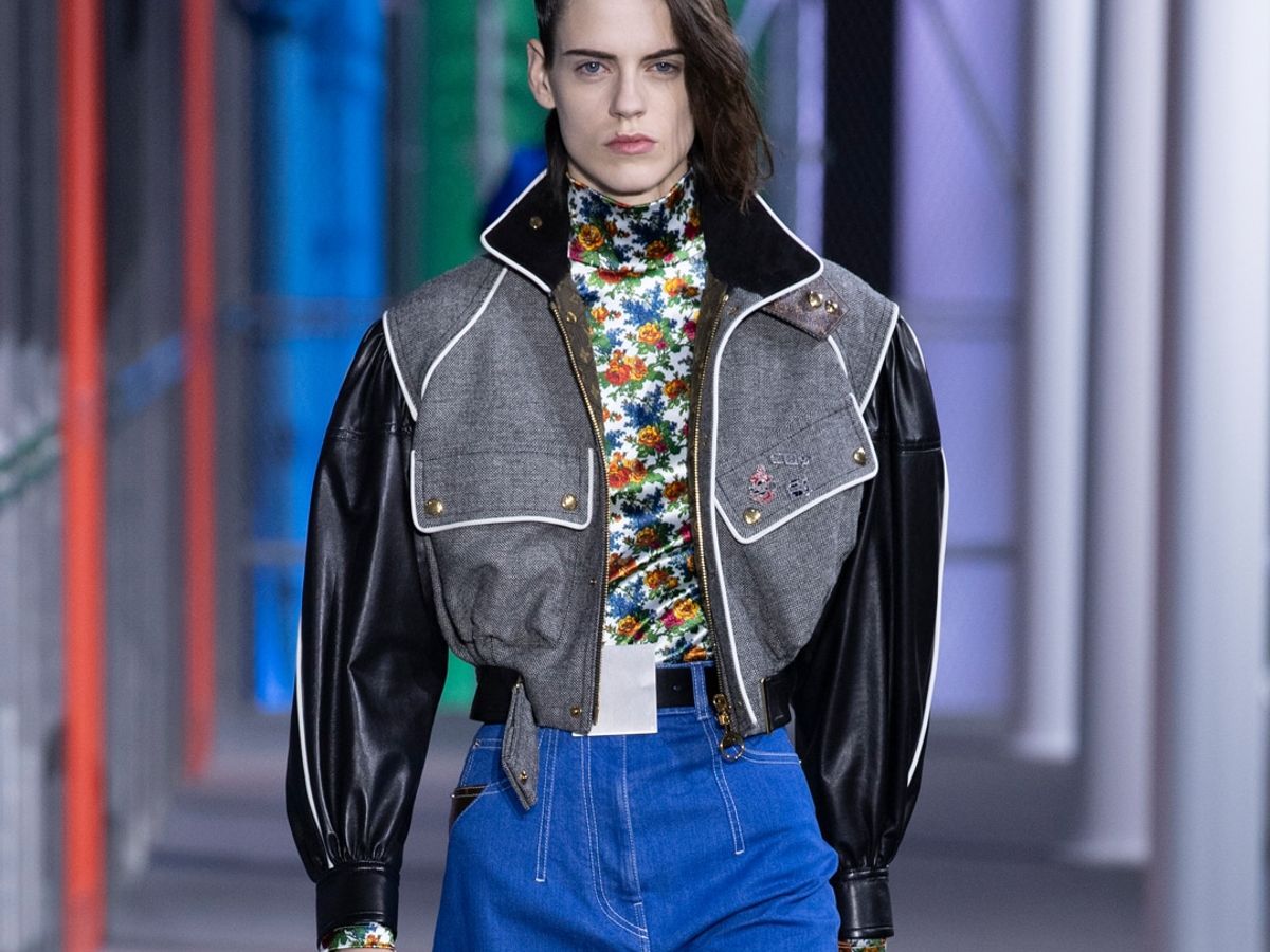 Nicolas Ghesquière's Newfound Fascination of Beaubourg's Culture in Louis Vuitton's  Fall/Winter 2019 Collection