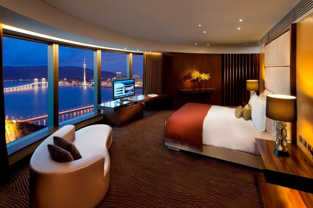 Hotel Review: Altira Macau