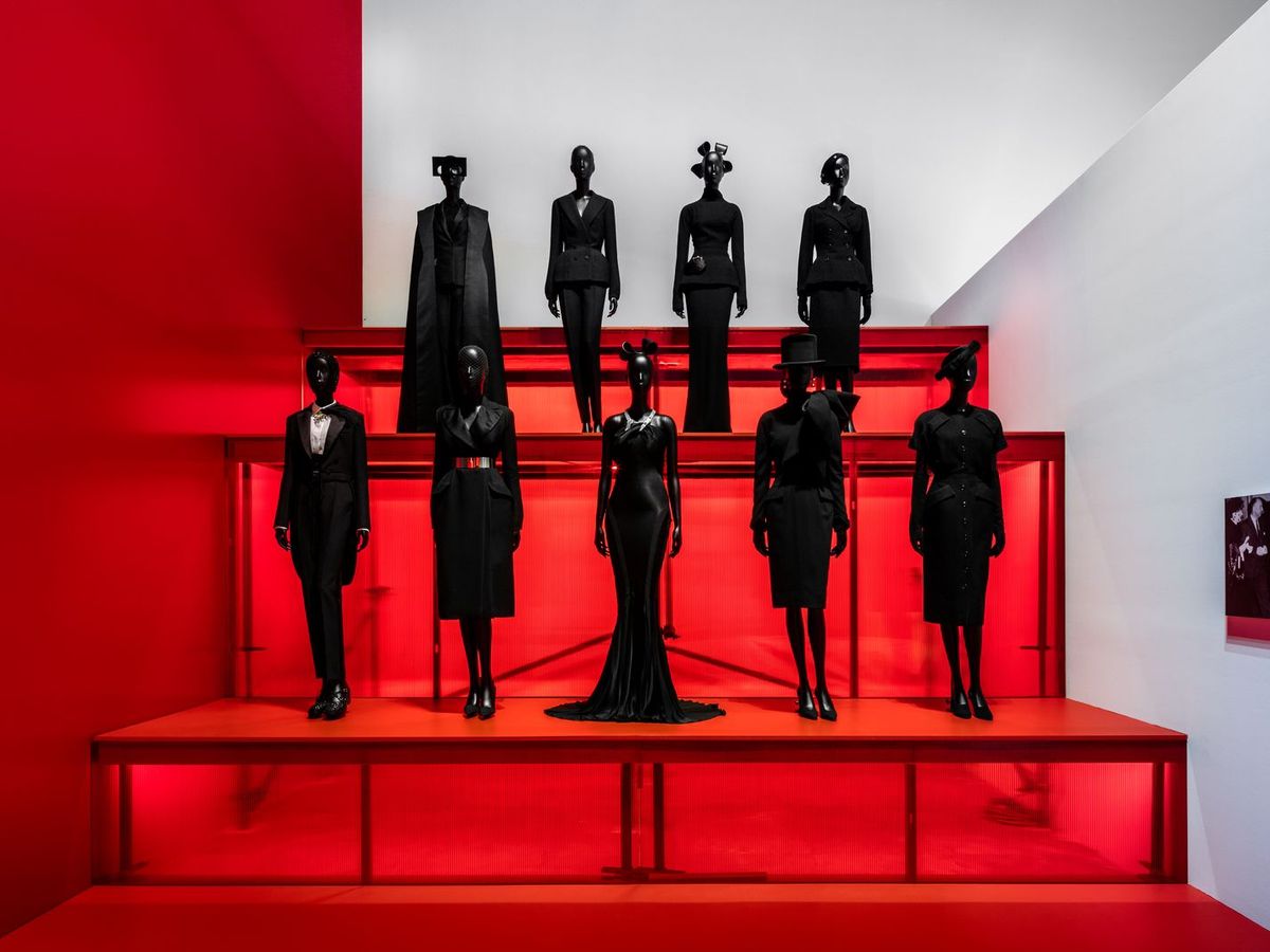 Dior Exhibition to Open at Dallas Museum of Art