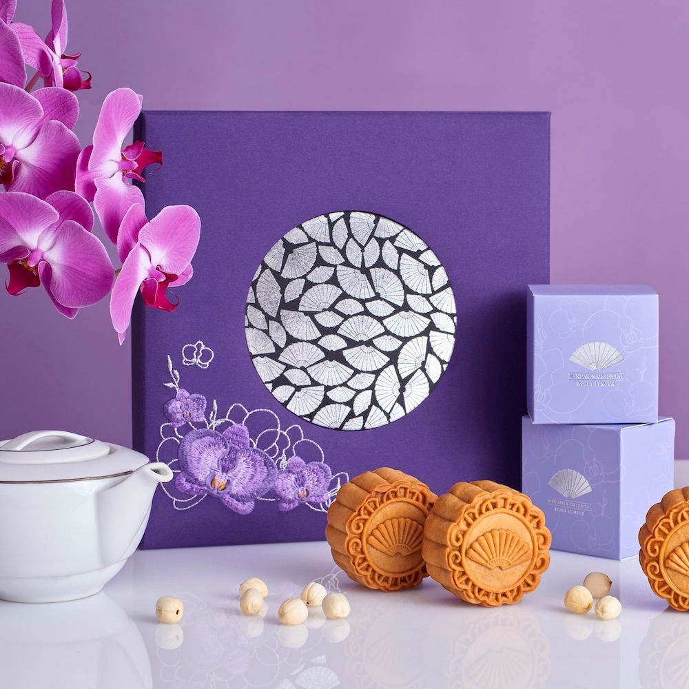 Get ready to feast your eyes on these gorgeous mooncake gift boxes