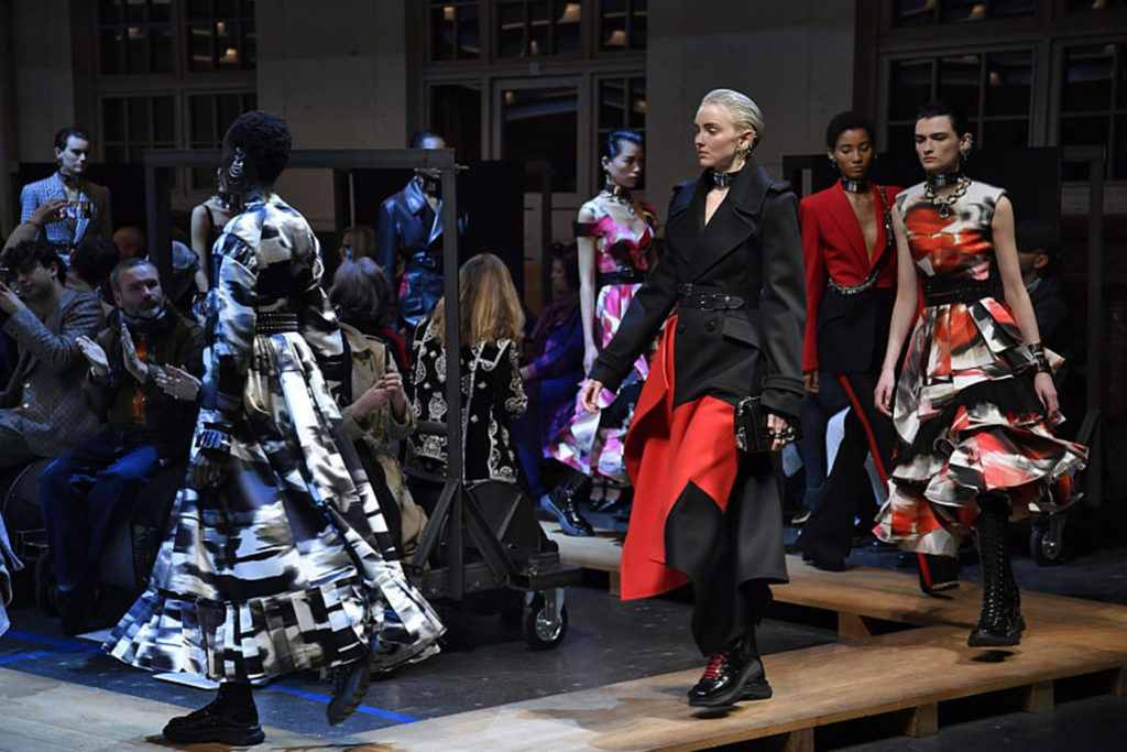 15 Looks We Love In Alexander McQueen FW19 Collection