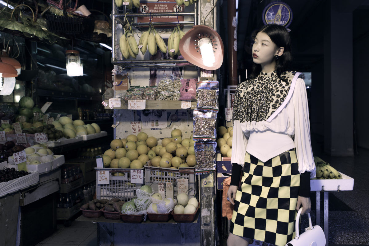 Asia's Hottest New Supermodel, Tang He, Struts Her Stuff at Chungking ...