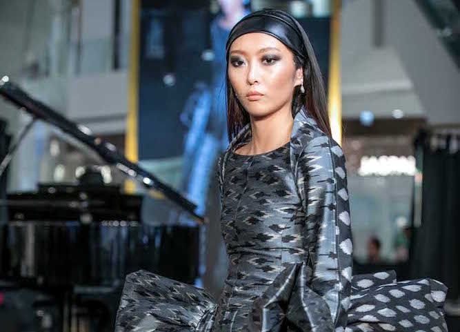 Iconsiam’s L’Elegante Thai Exhibition Recalls the Magical World of Thai Textiles