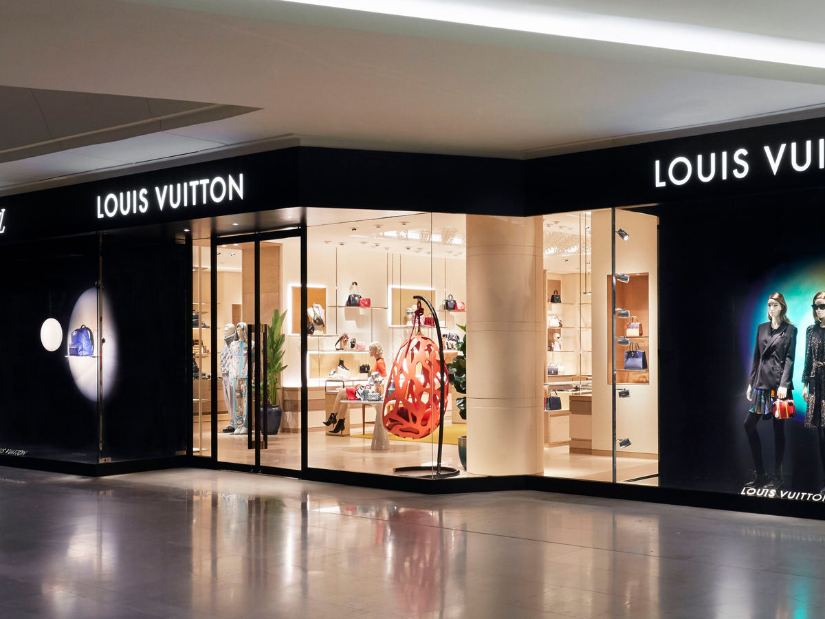 Suitcase designed by BTS will be displayed in shop window of Louis Vuitton