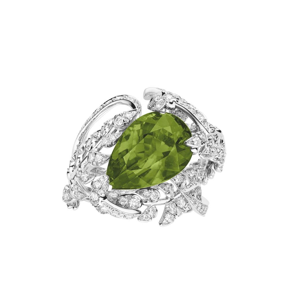 Chaumet reveals its new cocktail rings with dramatic gemstones
