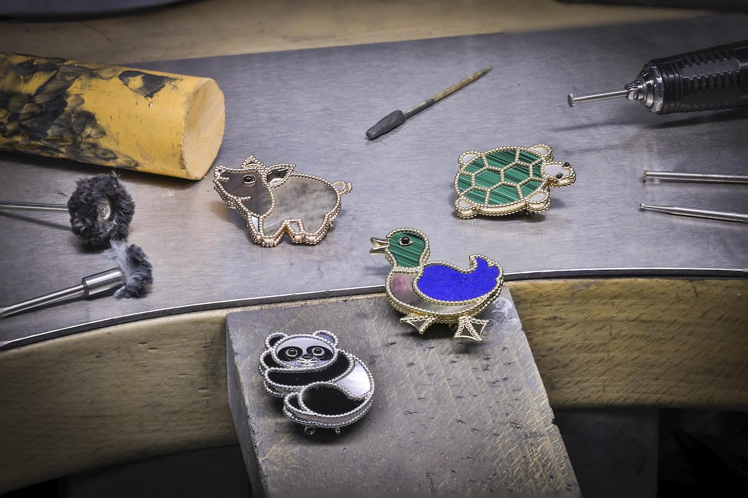Van Cleef Arpels Unveils 5 new Members in the Lucky Animals Collection