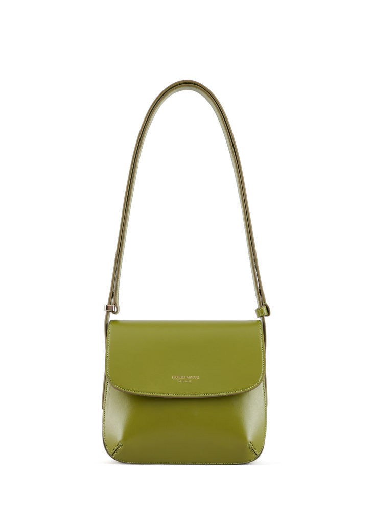 Giorgio Armani デカバッグ Giorgio Armani Releases an Updated Version of the Classic la
