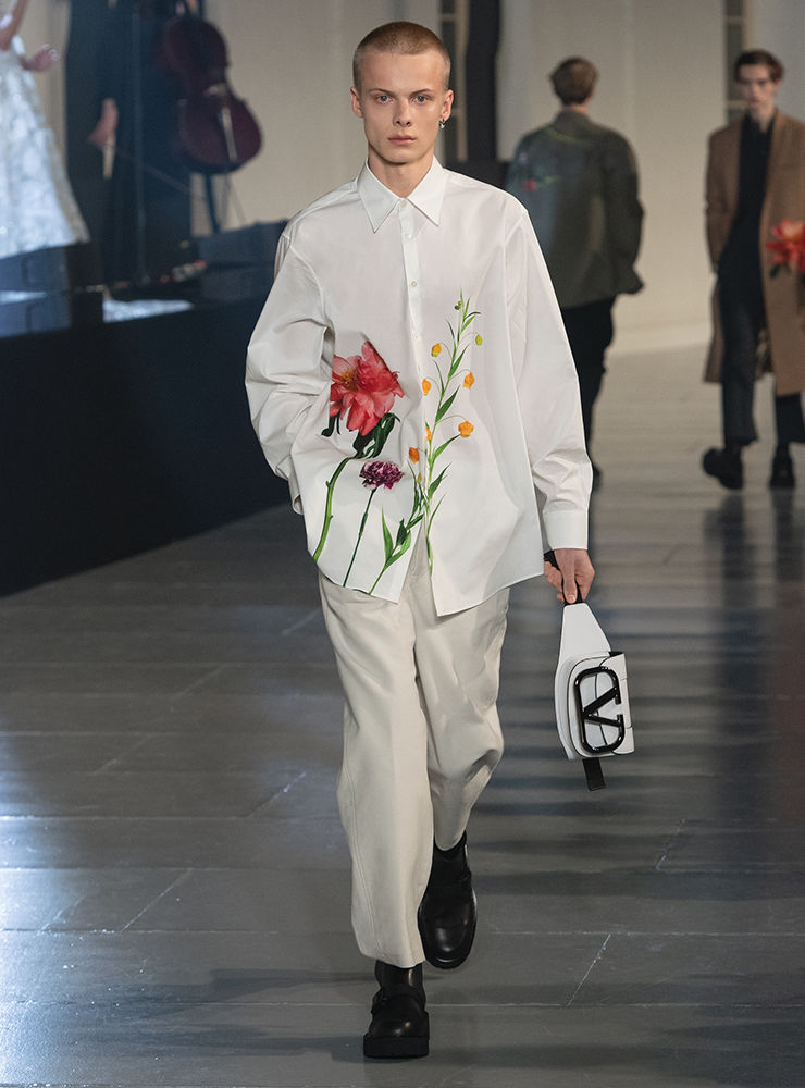 A New Romance with Valentino in Its Men’s Fall/Winter 2020/21 Collection