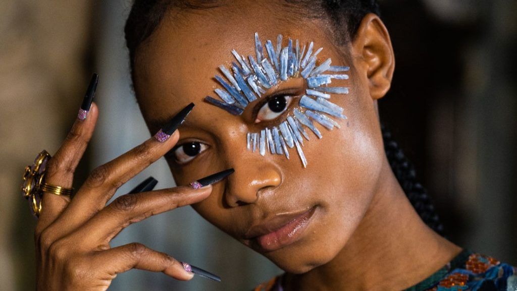 The 5 Beauty Trends that Walked the Runways of London Fashion Week