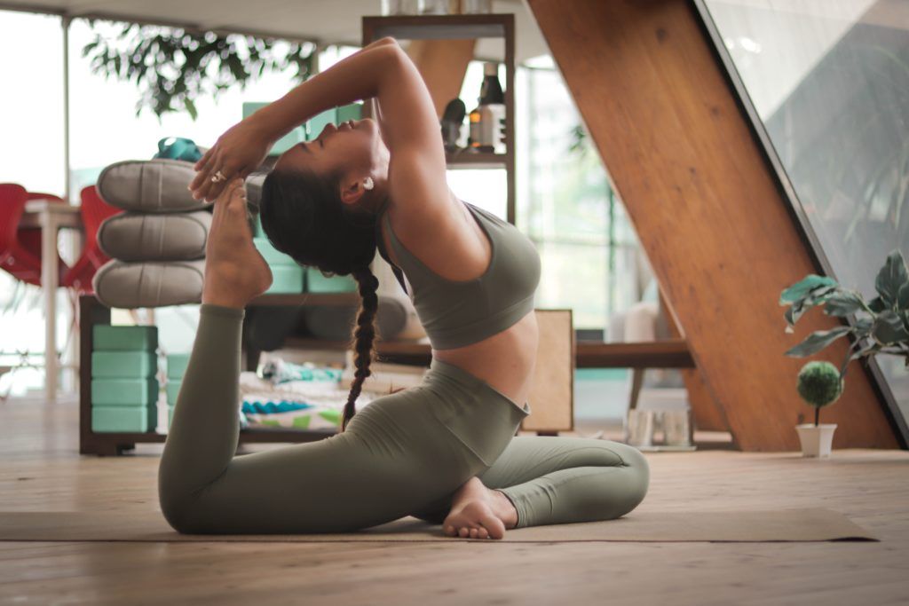 Your favourite yoga and pilates instructors are bringing classes to Instagram live