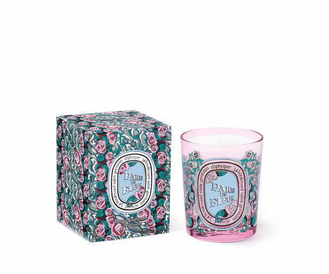 5 Sexiest Candles to Burn in Your Bedroom