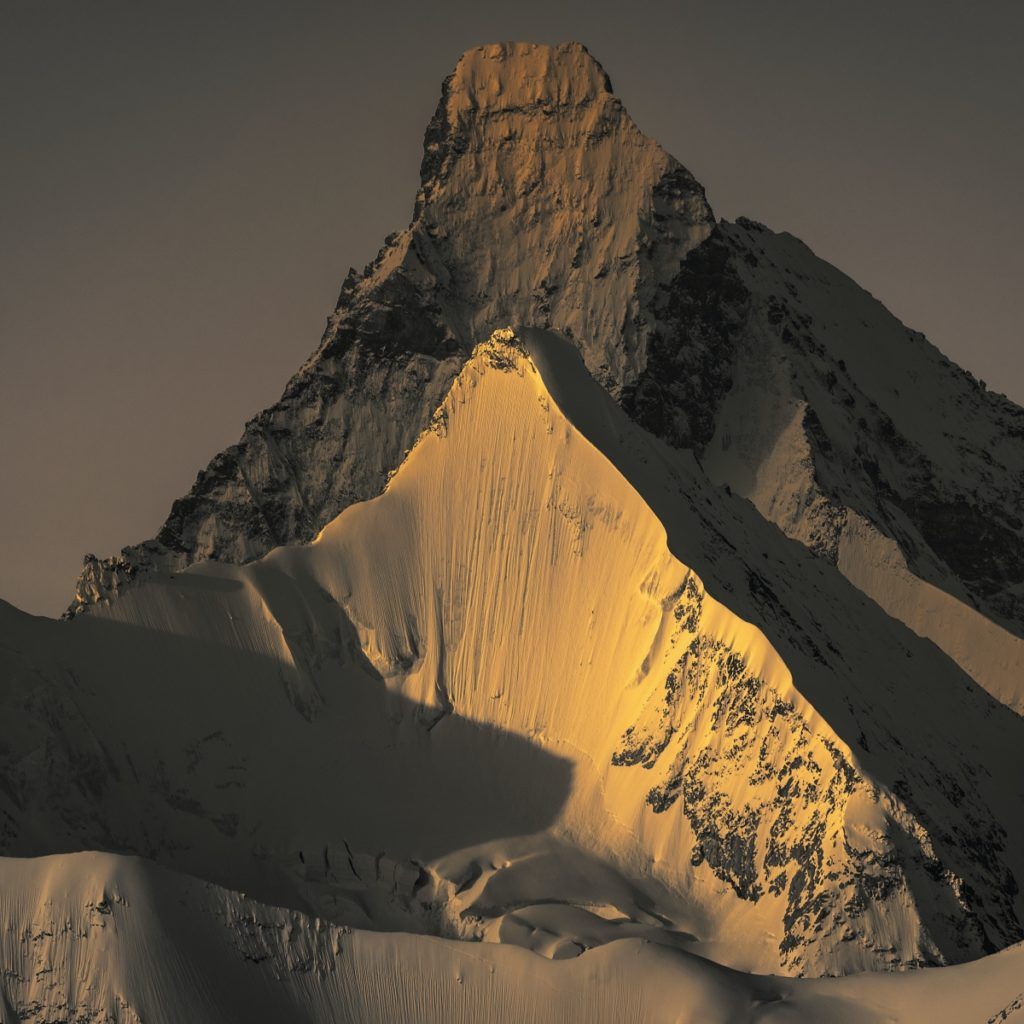 La Prairie Swiss Alps