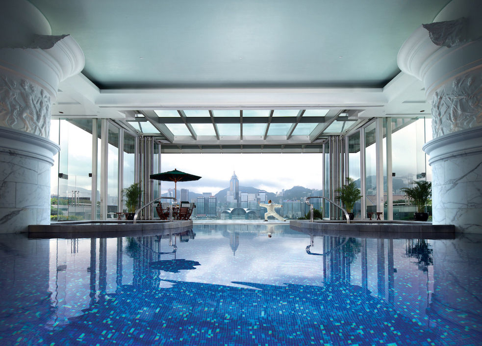 Hotel Review: The Peninsula Remains The Elegant Grande Dame of Hong Kong
