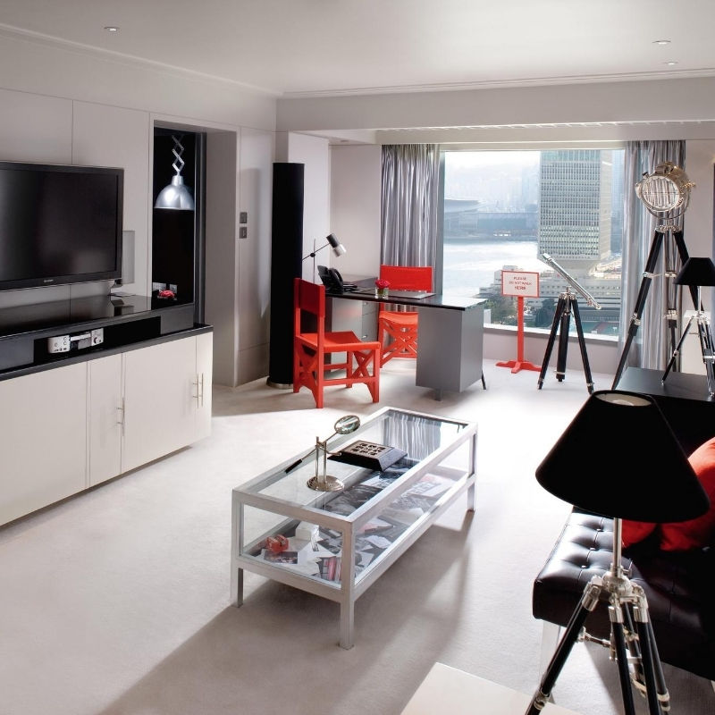 Hotel Review: Mandarin Oriental Hong Kong Offers Staycations With Curated Itineraries