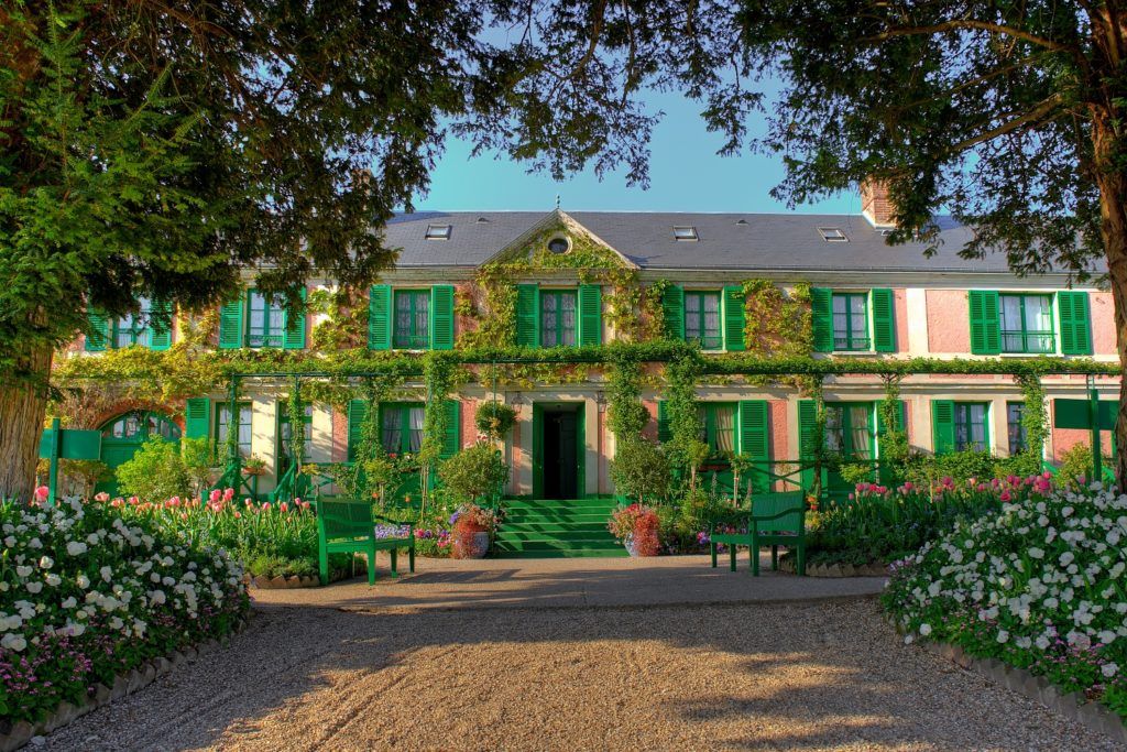 A Guided Tour to Homes of Four Great Artists