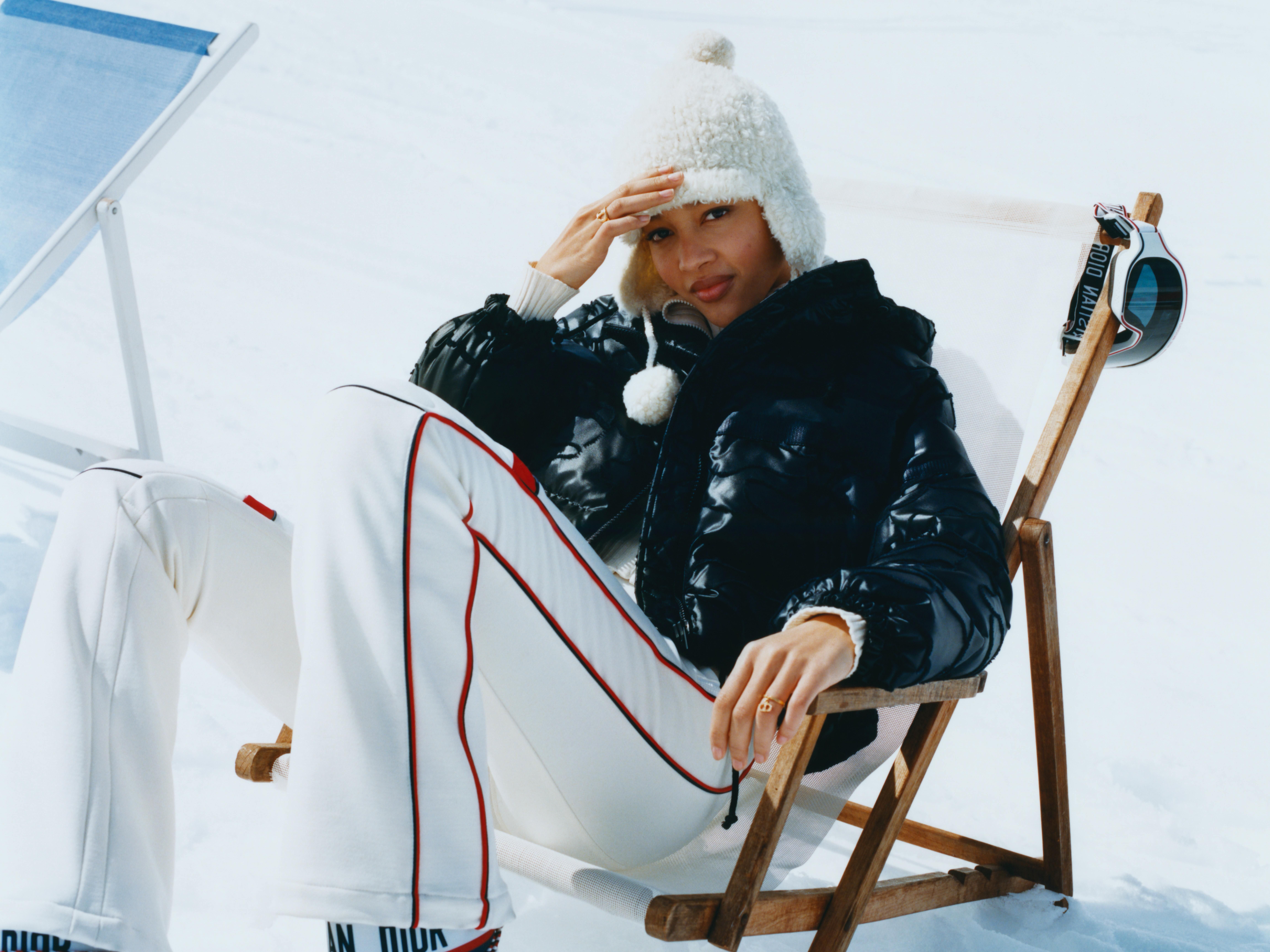 軽やか☆防水デザイン【DIOR】DiorAlps ジャケット DiorAlps Waterproof Hooded Jacket White Technical Taffeta