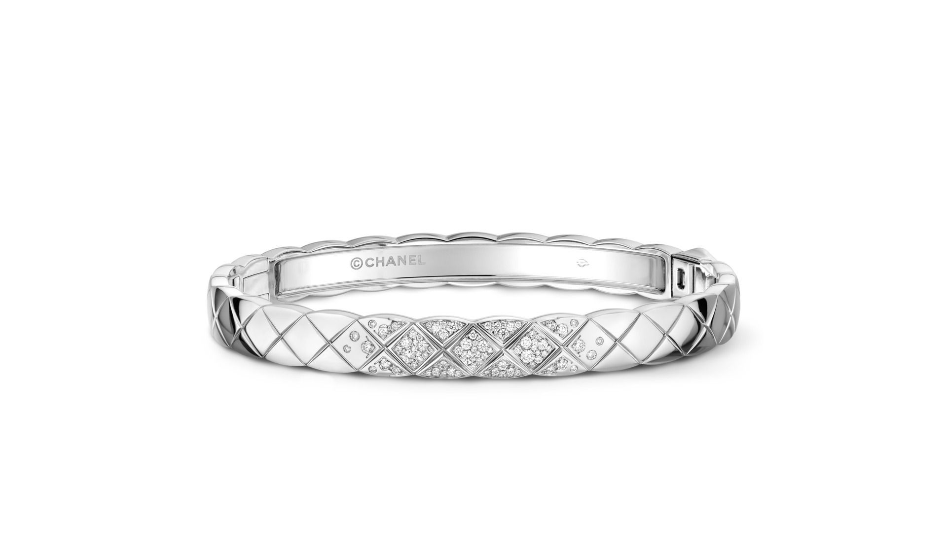 best jewellery to gift this holiday season 2021
