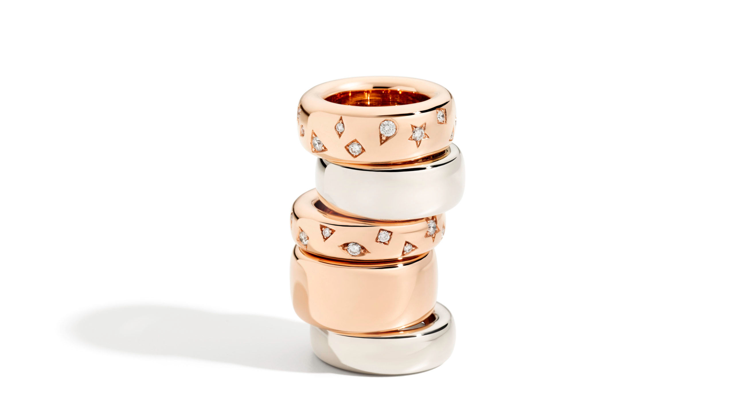 POMELLATO ICONICA RINGS IN ROSE GOLD WITH DIAMONDS