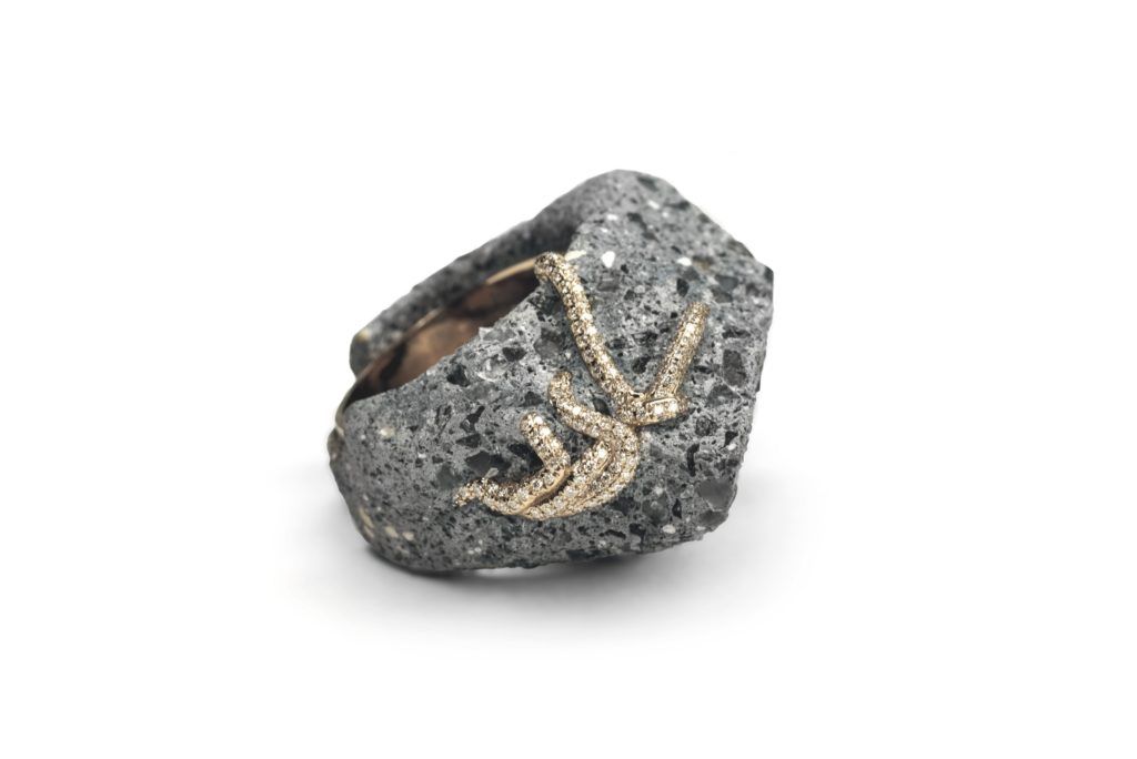 The Strangler Ring by Studio Renn (Image courtesy of Phillips Auction)