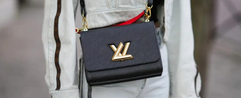 Louis Vuitton Coussin Bag Is The Luxury Bag That's, Literally, Everywhere -  ELLE SINGAPORE