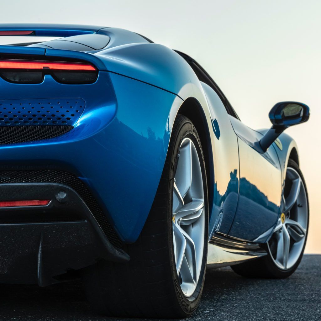 Ferrari 296 GTS: Raising the Roof
