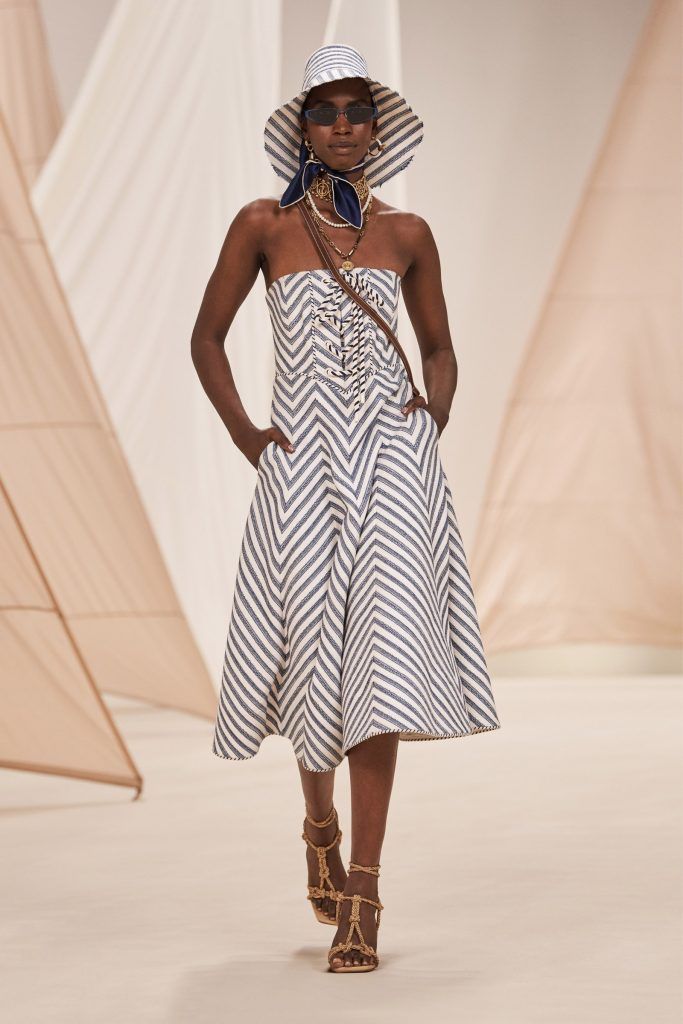 12 Trends Making a Splash for Resort 2019 — Runway Cruise Trends