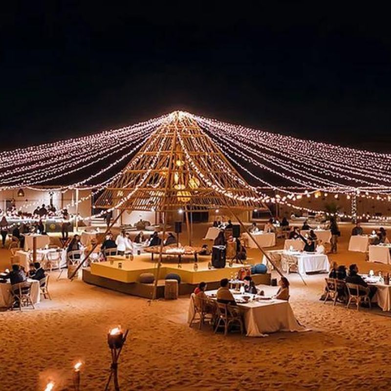 One of The World’s Most Picturesque Meals Is in The Dubai Desert