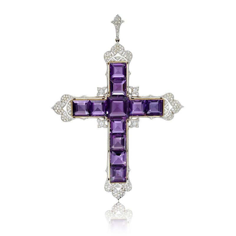 Kim Kardashian Buys Attallah Cross Worn By Princess Diana