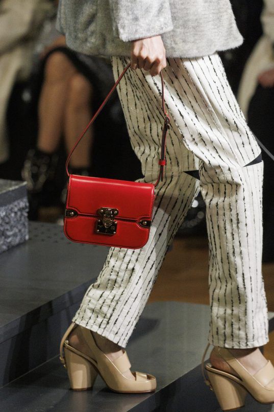Louis Vuitton 2020-21FW Handbags in 2023  Woman bags handbags, Louis  vuitton, Vuitton