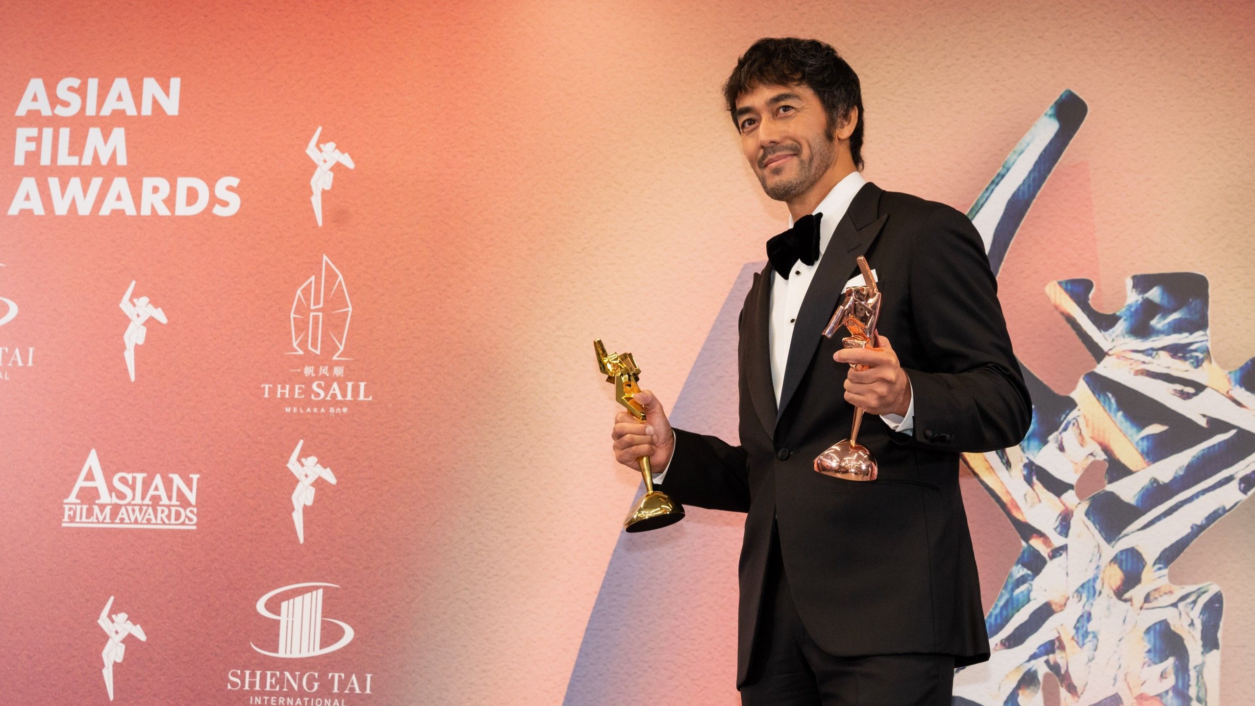 Abe Hiroshi at the 16th Asian Film Awards