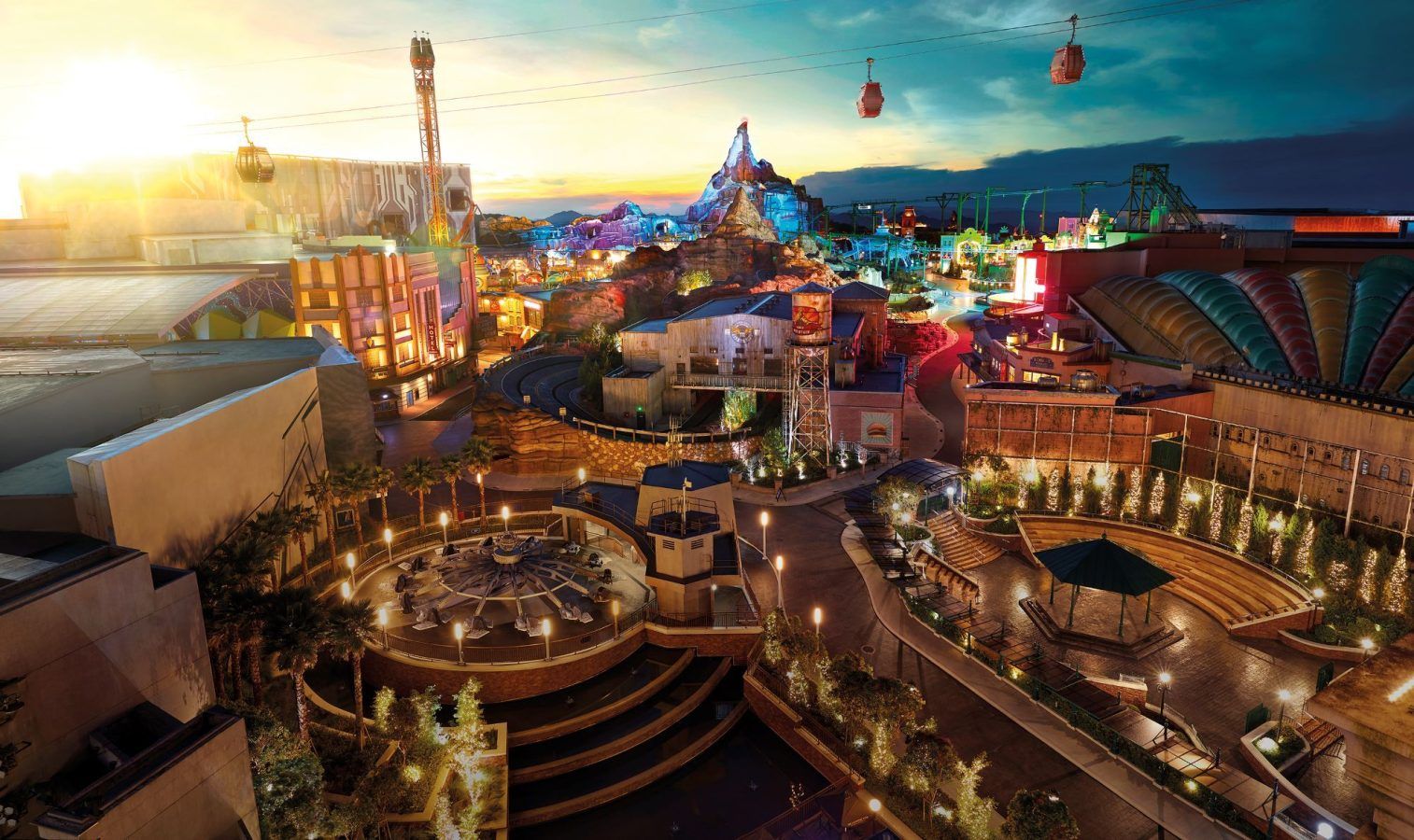 Eight construction theme parks around the world 