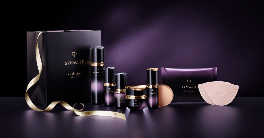 Revitalise your eyes: Clé de Peau Beauté's Synactif Eye Mask