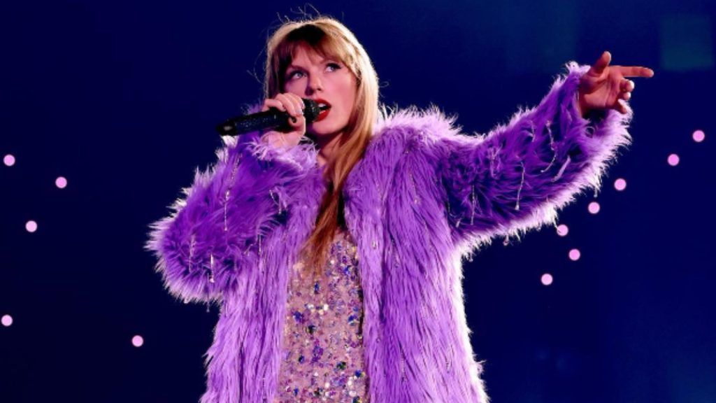 40 Show-Stopping Taylor Swift Eras Tour Outfits and Ideas