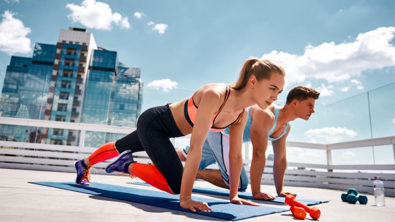 An Effective 5-Minute Abs And Oblique Workout to Shed Stubborn Belly Fat