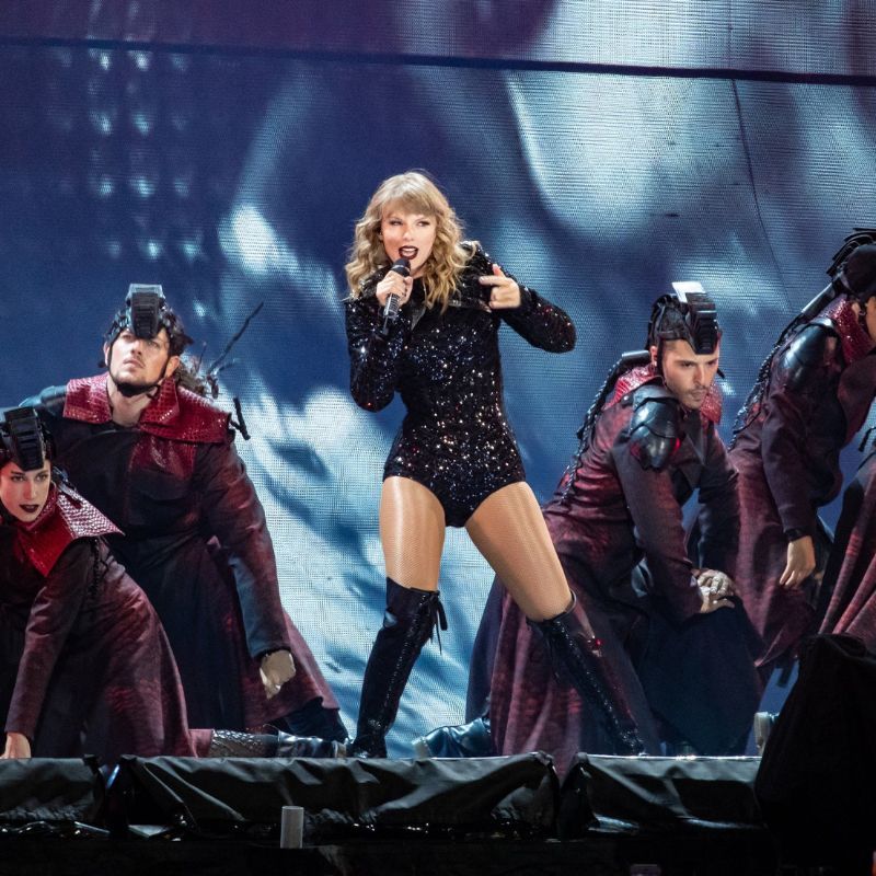 Taylor Swift And Beyoncé’s Tours On Track To Cross USD 1 Billion