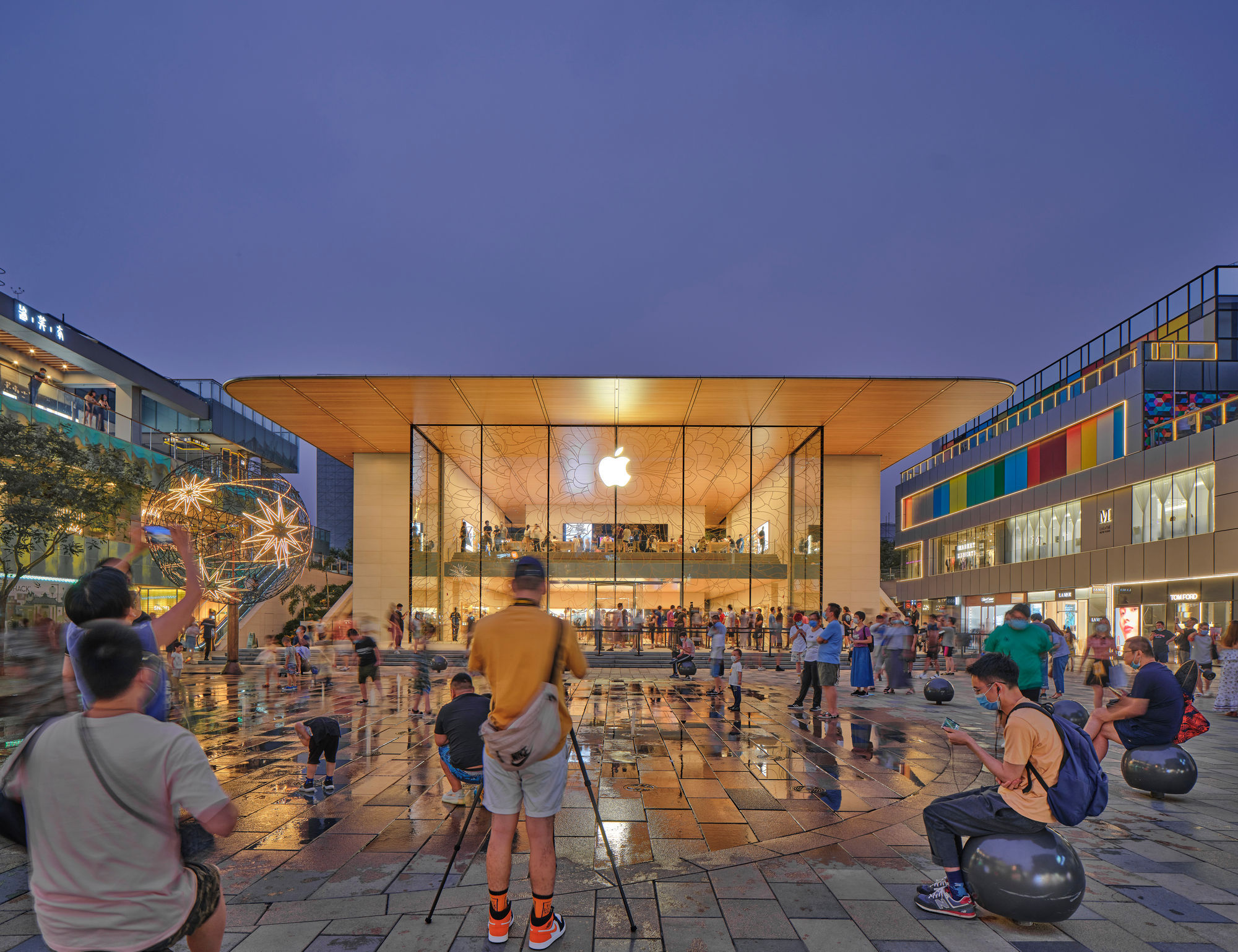 Apple Sanlitun Store, Beijing, China